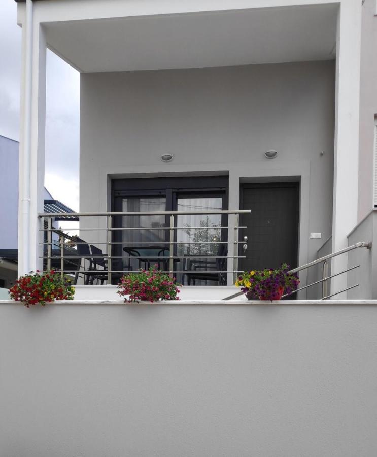 Villa Amber Blue Nikiti  Esterno foto