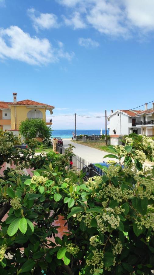 Villa Amber Blue Nikiti  Esterno foto